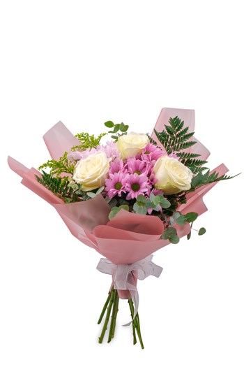 Beyaz gül ve lila tonlarda romantik tasarım buket. Çanakkale