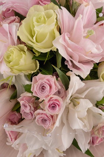  lilyum buketi,pembe lilyum,gül buketi,çanakkale çiçeke
